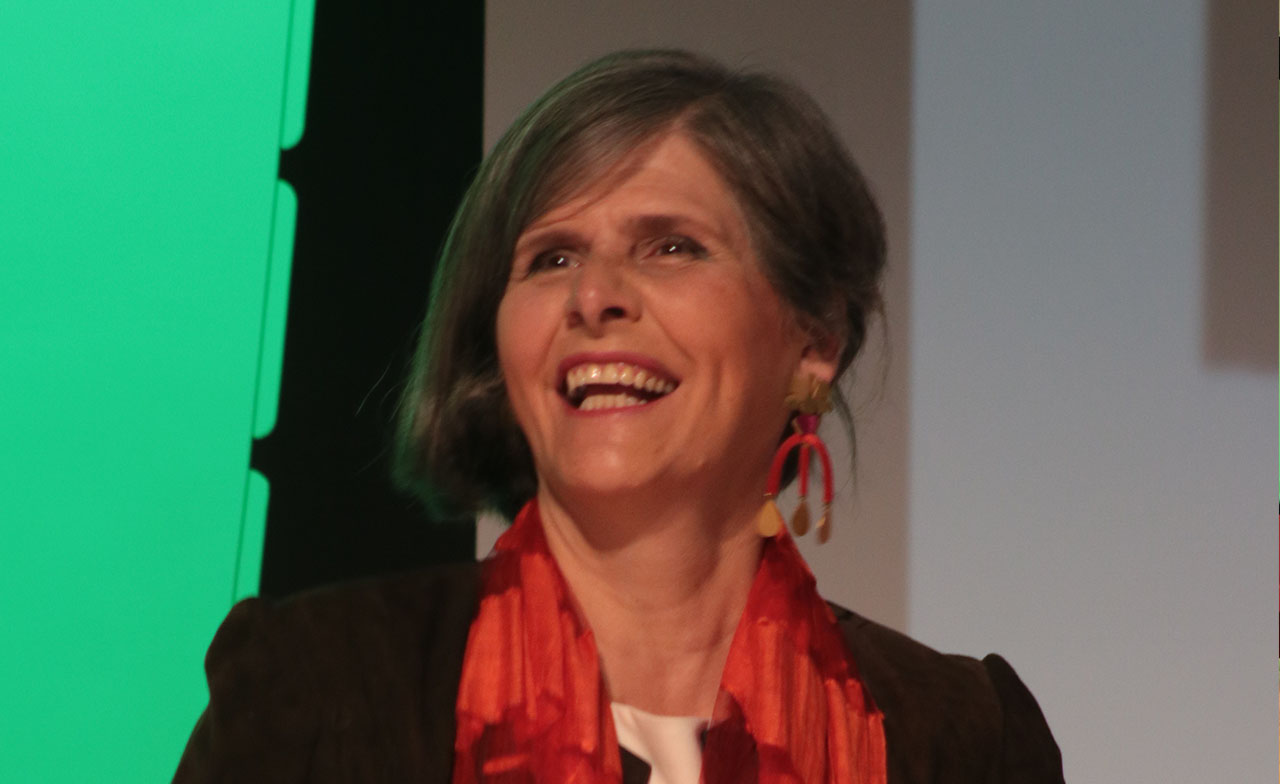 Charla Virtual: Las nuevas dinámicas requieren una revisión de ley educativa