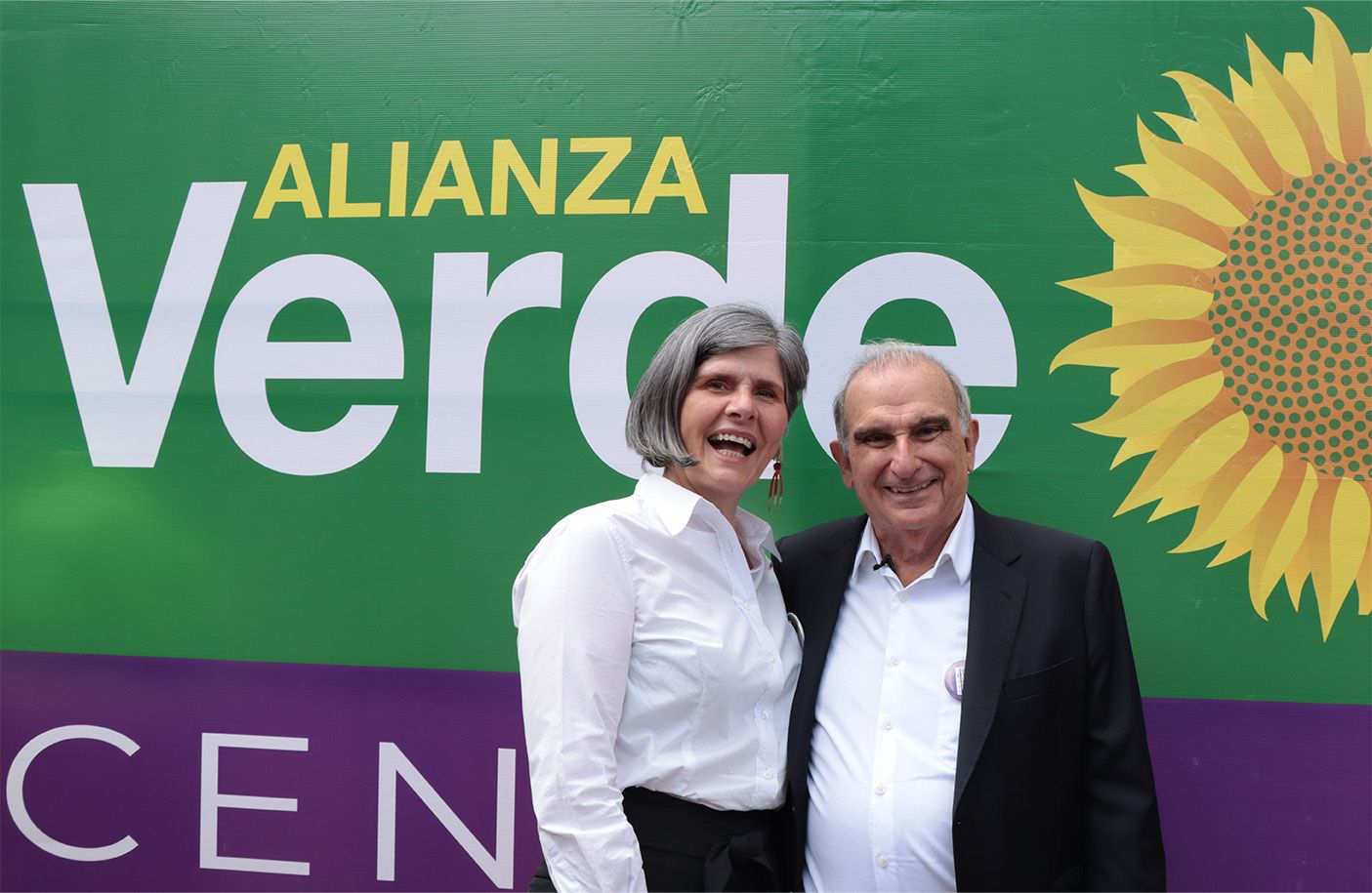 Viviana Barberena y Humberto de la Calle en el Lanazmiento de lista al Senado 2022
